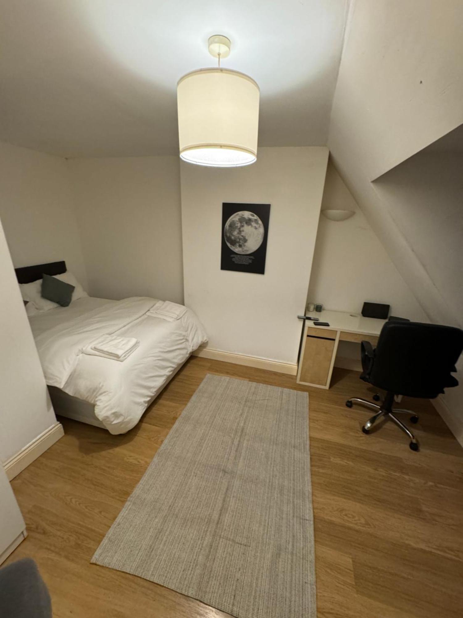 Archway Court Londra