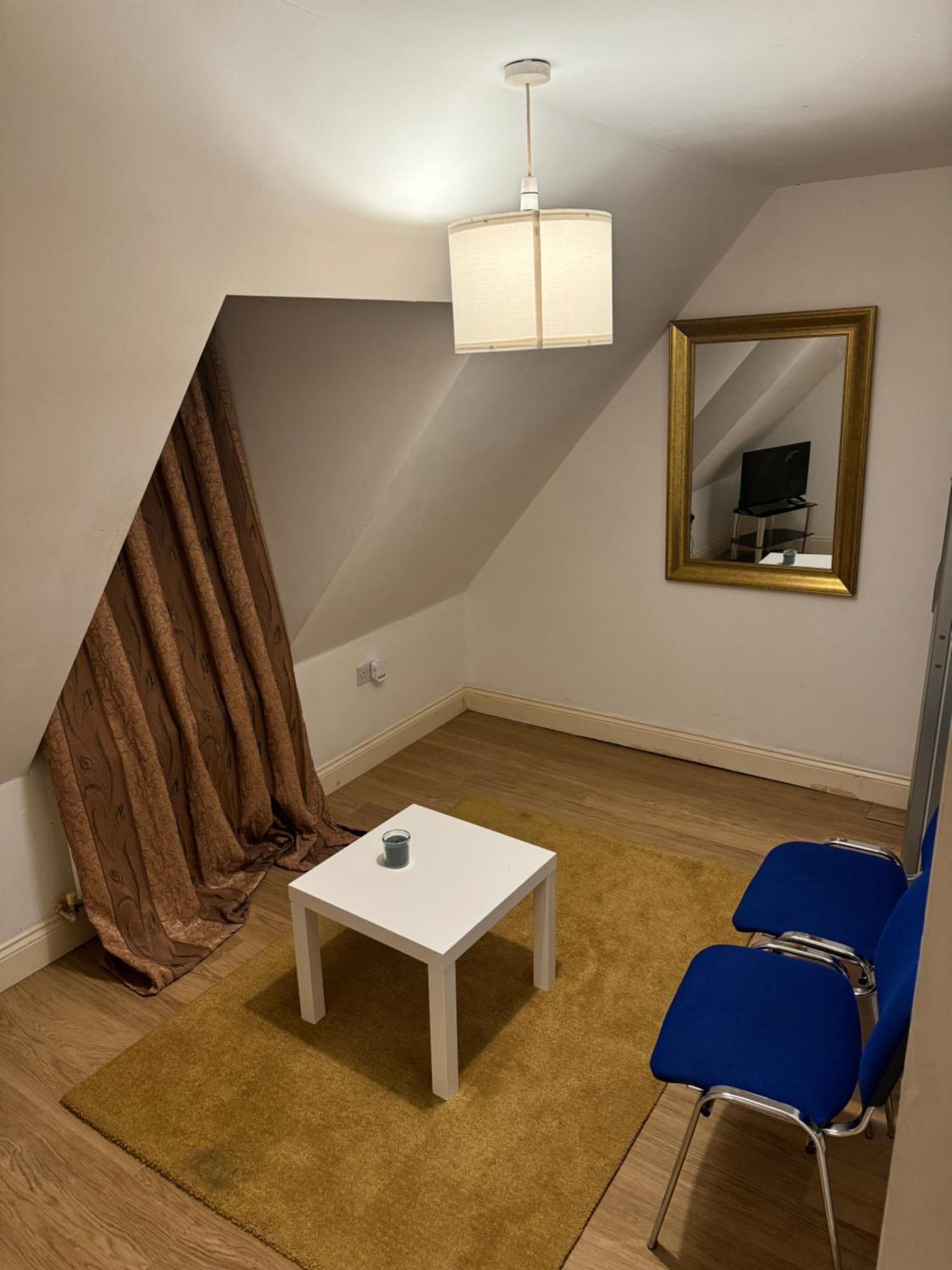 Archway Court Affittacamere